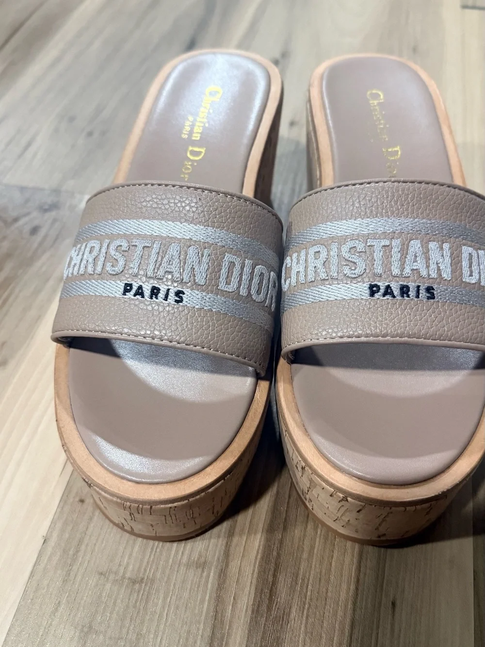 WOMENS WEDGES